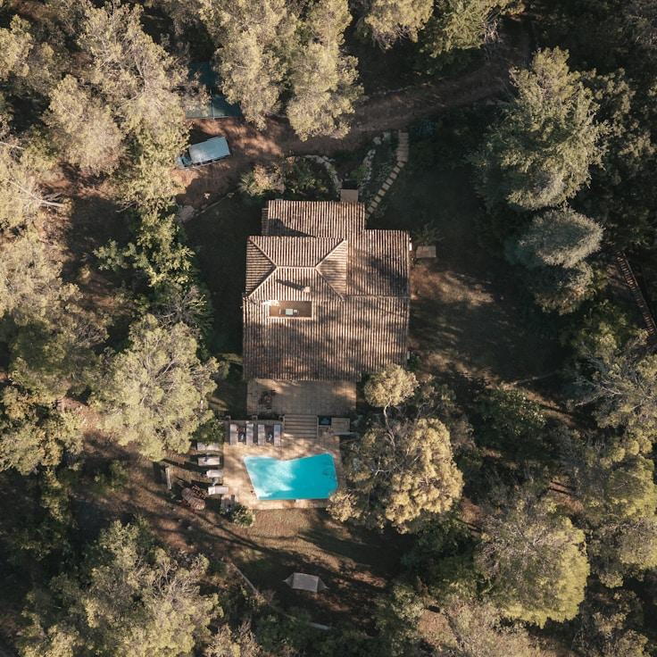 Family terraces and cafés for calm evenings in Lisbon